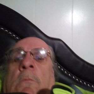 Meet your Posher, Leon